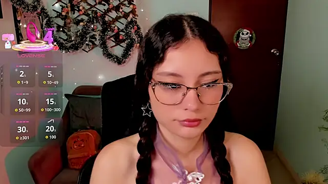 Krysten Riter online show from December 2025 02:43:02 PM