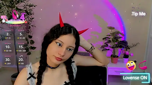 Krysten Riter online show from February 2026 02:39:01 PM