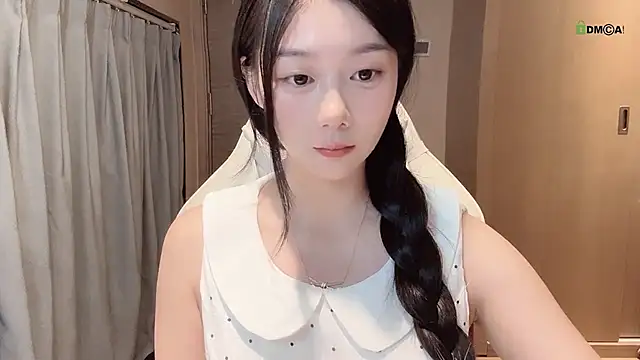 Makinghappymyself  online show from November 2025 07:11:01 AM