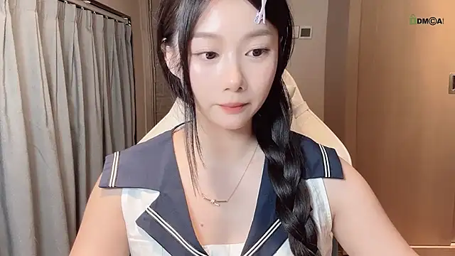 Makinghappymyself  online show from November 2025 09:46:02 AM