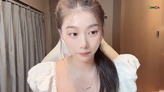 Makinghappymyself  online show from November 2025 07:29:02 PM