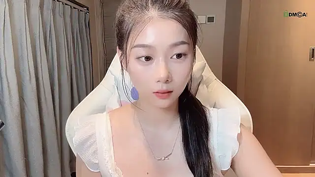 Makinghappymyself  online show from November 2025 12:37:01 AM