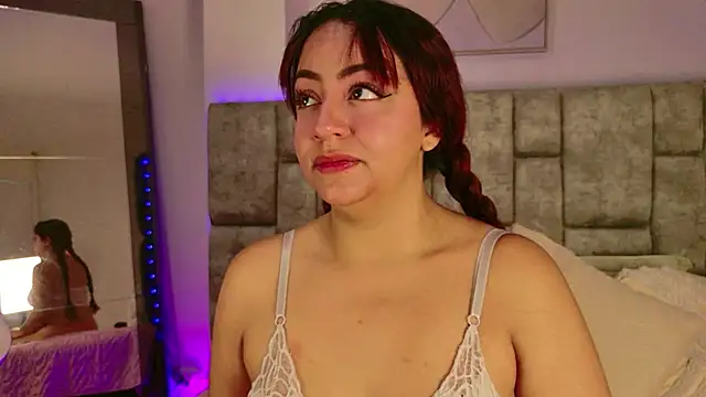 DaniniAnderson online show from April 2026 01:21:01 AM