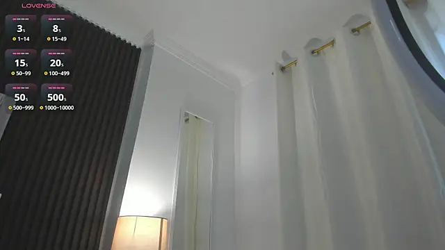 Zahra milks online show from April 2026 01:17:01 PM