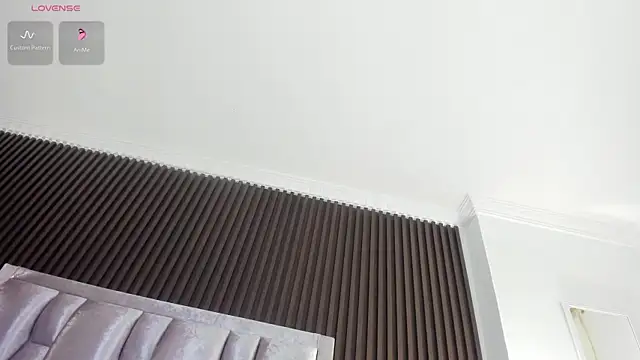 Zahra milks online show from March 2026 01:34:02 PM