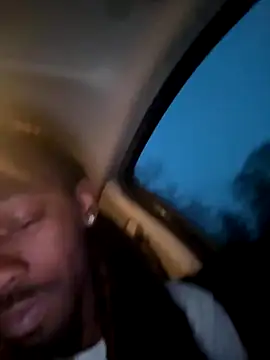 Snapshot of Scattyboo chatting on December 2025 12:06:01 PM Scattyboo online show from December 2025 12:06:01 PM