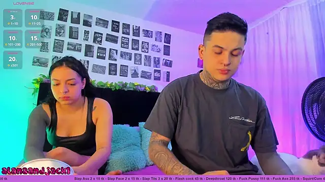 Sarahandzack online show from September 2025 09:19:02 AM