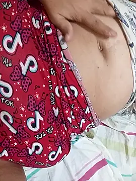 Ravena2290 online show from November 2025 07:23:02 AM