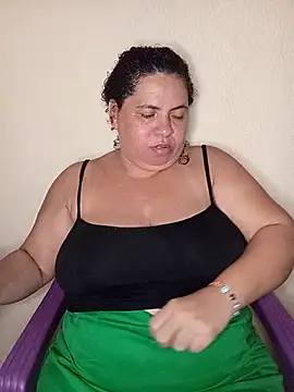 Ravena2290 online show from November 2025 03:34:01 AM