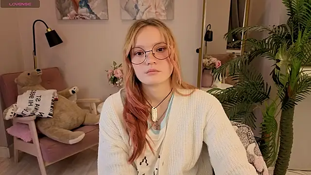 Snapshot of Ginger_Emma chatting on September 2025 02:23:02 PM Ginger Emma online show from September 2025 02:23:02 PM