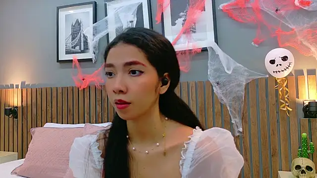 luna roja25 online show from October 2025 01:32:01 PM