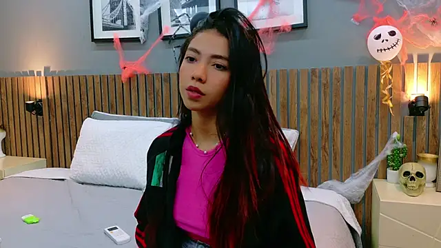 luna roja25 online show from October 2025 12:59:02 PM