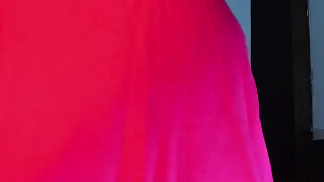 Snapshot of tianastone_ chatting on November 2025 05:03:01 AM tianastone online show from November 2025 05:03:01 AM