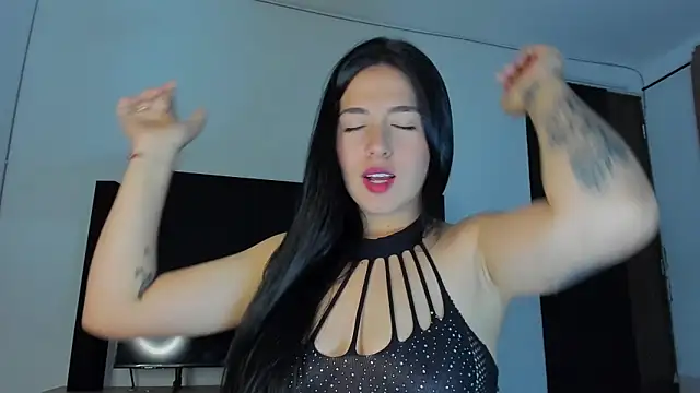 Snapshot of tianastone_ chatting on November 2025 03:33:02 AM tianastone online show from November 2025 03:33:02 AM