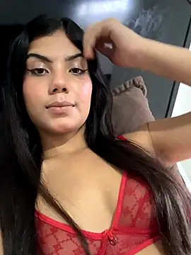 aline2007 online show from November 2025 07:50:01 PM