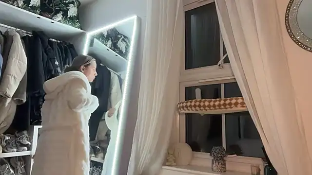 KayleeBella online show from February 2026 10:20:01 PM