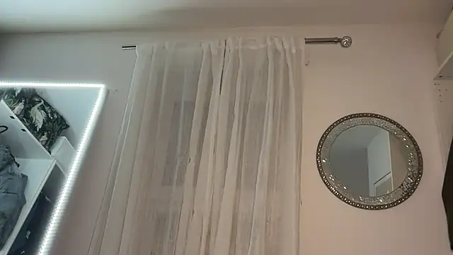 KayleeBella online show from February 2026 08:53:02 PM