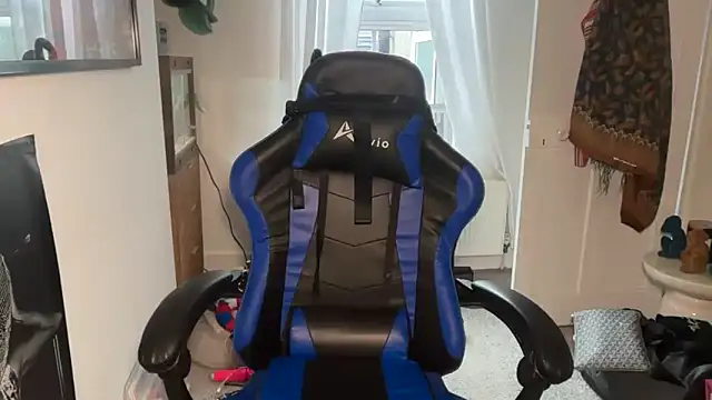 KayleeBella online show from March 2026 03:51:01 PM