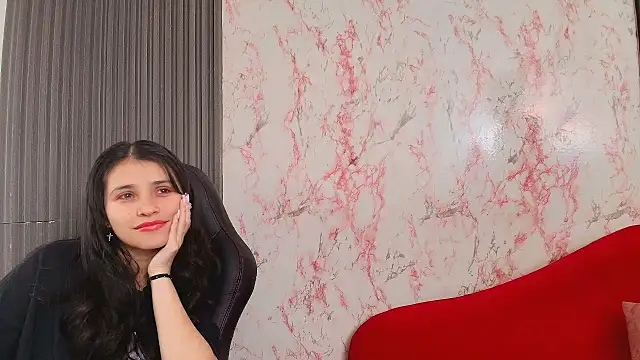 Ari and Storm online show from October 2025 04:37:01 PM