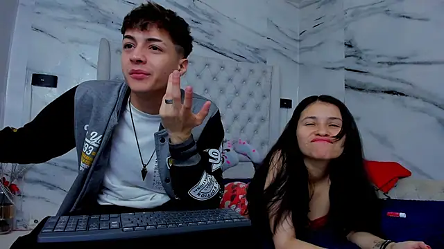 Ari and Storm online show from December 2025 01:46:01 PM