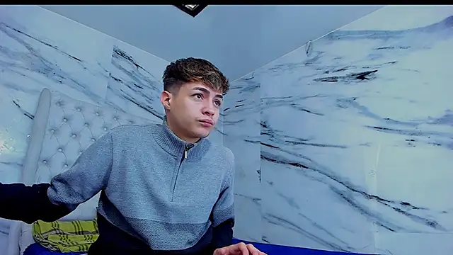 Ari and Storm online show from December 2025 02:08:02 PM