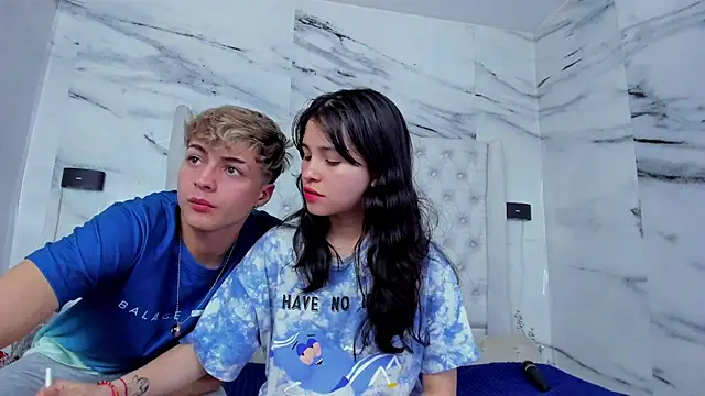 Ari and Storm online show from September 2025 01:23:02 AM