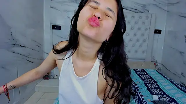 Ari and Storm online show from October 2025 01:56:02 PM