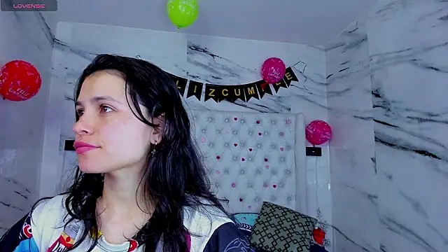 Ari and Storm online show from March 2026 01:39:01 PM