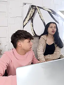 Ari and Storm online show from April 2026 03:47:01 PM