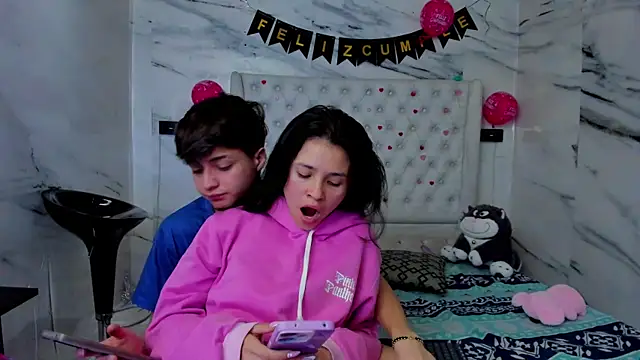 Ari and Storm online show from April 2026 01:50:02 PM