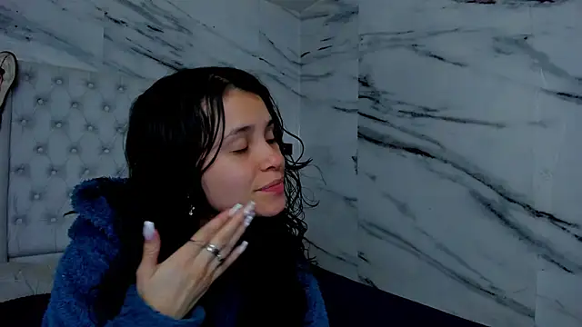 Ari and Storm online show from February 2026 12:39:02 AM