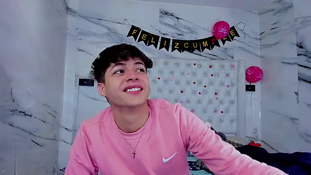 Ari and Storm online show from March 2026 02:29:02 PM