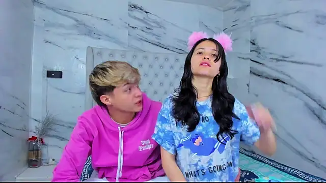 Ari and Storm online show from October 2025 01:41:02 PM