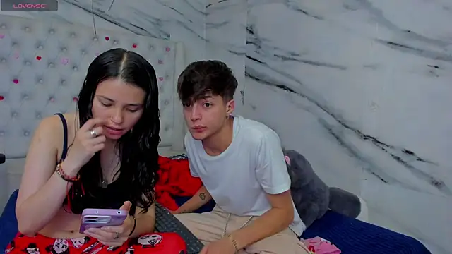 Ari and Storm online show from May 2026 04:24:01 PM