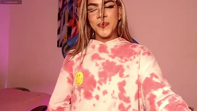 Antonella copper online show from November 2025 10:26:02 AM