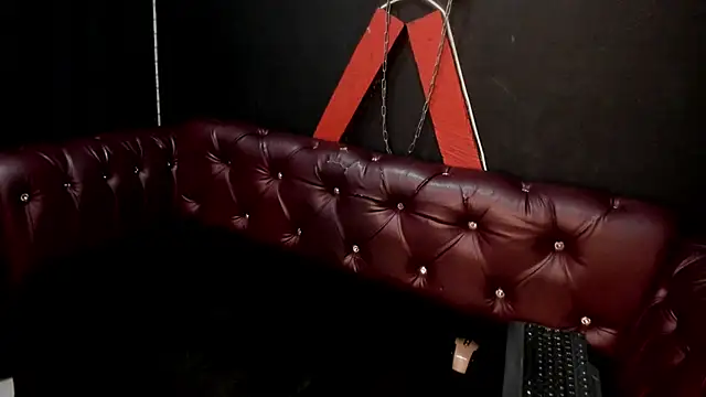 Scarlett 14  online show from November 2025 02:56:01 AM