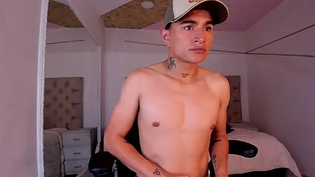 Snapshot of LiamDeep chatting on March 2026 08:33:01 PM LiamDeep online show from March 2026 08:33:01 PM