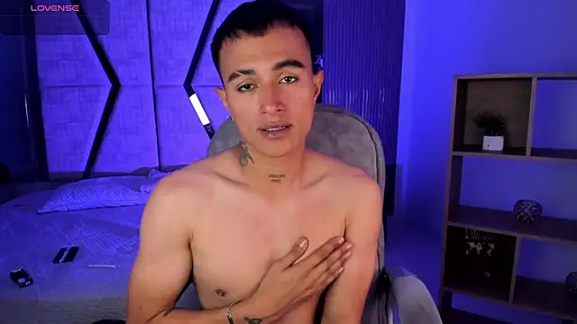 LiamDeep online show from February 2026 08:17:02 PM