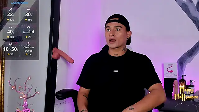 LiamDeep online show from October 2025 08:33:01 PM