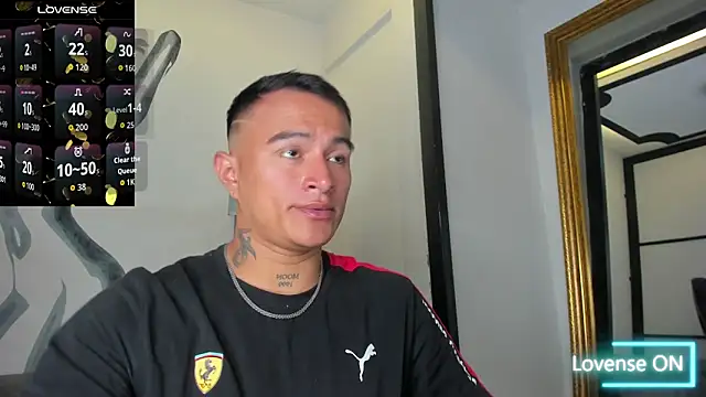 LiamDeep online show from November 2025 09:18:01 PM