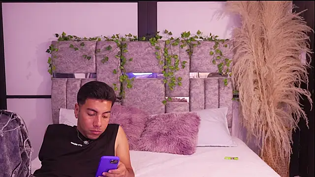 LiamDeep online show from January 2026 08:45:02 PM