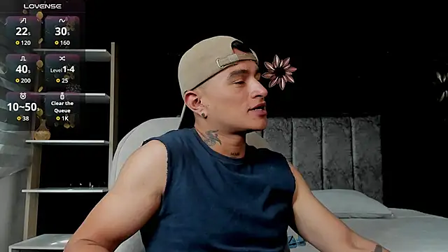 Snapshot of LiamDeep chatting on May 2026 07:56:02 PM LiamDeep online show from May 2026 07:56:02 PM