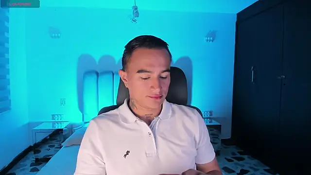 LiamDeep online show from September 2025 04:14:02 AM