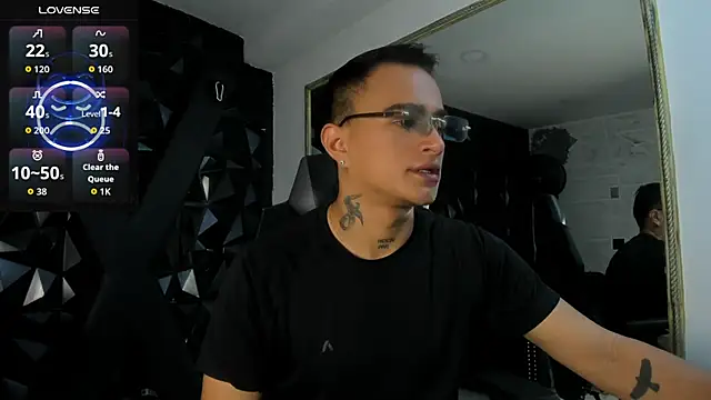 Snapshot of LiamDeep chatting on March 2026 09:17:01 PM LiamDeep online show from March 2026 09:17:01 PM