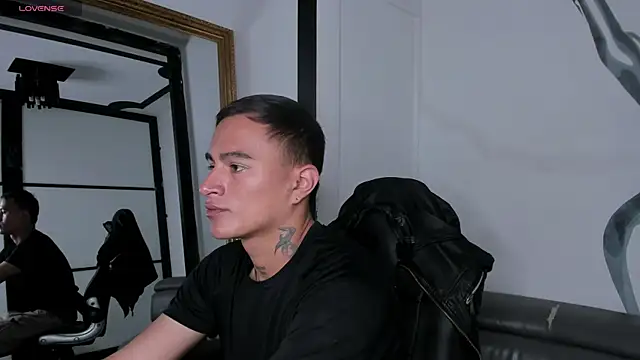 LiamDeep online show from September 2025 04:14:02 PM