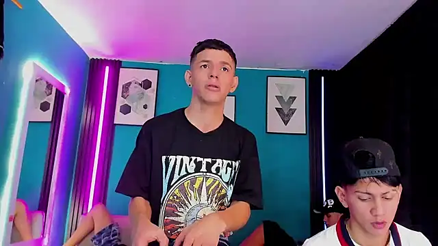 Marcus and Tony online show from April 2026 09:39:33 PM