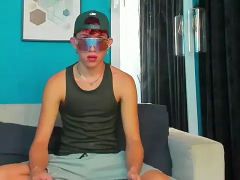 Snapshot of Marcus_and_Tony chatting on January 2026 09:35:01 AM Marcus and Tony online show from January 2026 09:35:01 AM