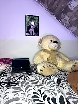 Melody rouxxx online show from December 2025 12:44:02 AM