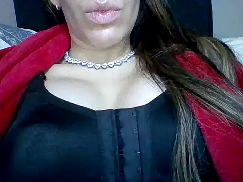 Yasleal online show from April 2026 05:15:01 AM