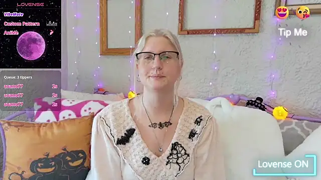 samanthamalichite online show from September 2025 02:45:01 PM